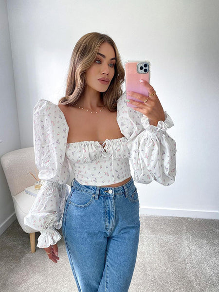 Irvingwad Floral Sexy Flared Sleeve Lace-up Pleated Crop Top